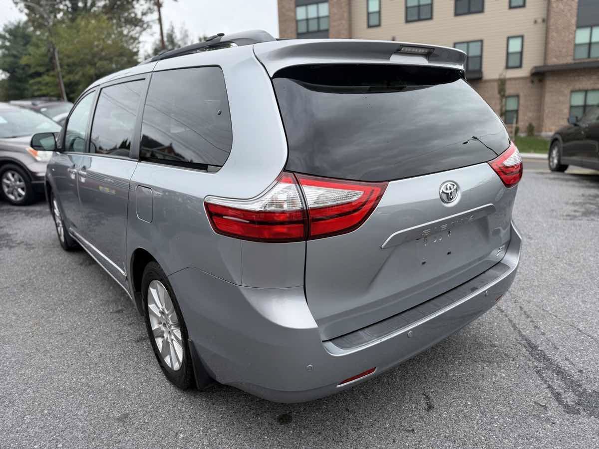 Used 2016 Toyota Sienna XLE Premium w/ Protection Package AWD/4WD image 5