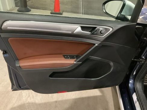 Used 2017 Volkswagen Golf Alltrack SE AWD/4WD image 4