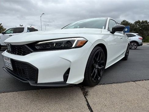 Used 2025 Honda Civic Sport image 9