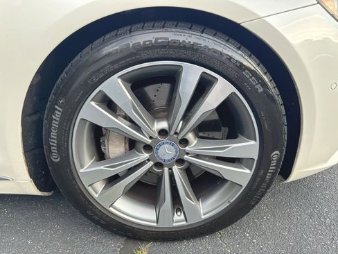 Used 2016 Mercedes-Benz S 550 4MATIC Sedan image 2