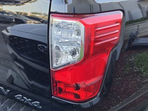 Used 2024 Nissan Titan SV w/ SV Bronze Edition Package image 8