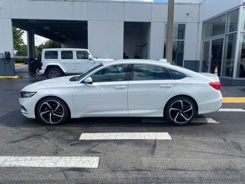 Used 2019 Honda Accord Sport image 6