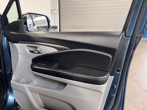 Used 2019 Honda Pilot EX-L image 11