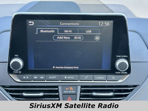 Used 2025 Nissan Altima 2.5 SR image 8