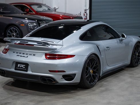 Used 2014 Porsche 911 Turbo S AWD/4WD image 6