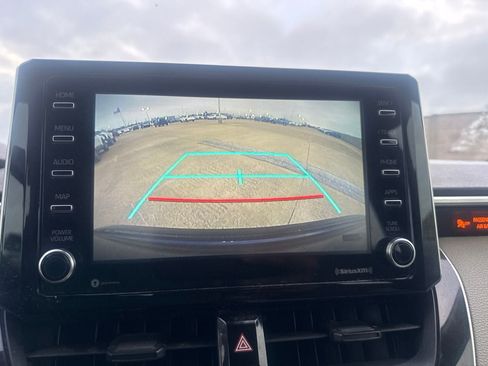 Used 2021 Toyota Corolla LE FWD image 37