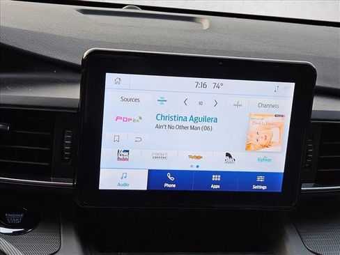 Used 2023 Ford Explorer XLT w/ Equipment Group 202A RWD image 9