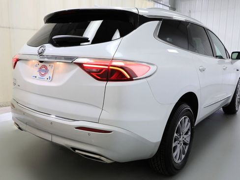 Certified 2023 Buick Enclave Essence w/ Trailering Package, 5000 lbs. AWD/4WD image 21