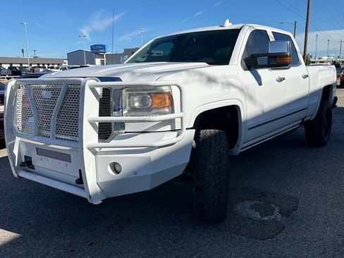Used 2016 GMC Sierra 2500 Denali w/ Duramax Plus Package image 2