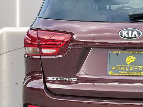 Used 2019 Kia Sorento FWD V6 w/ LX V6 Convenience Package image 29