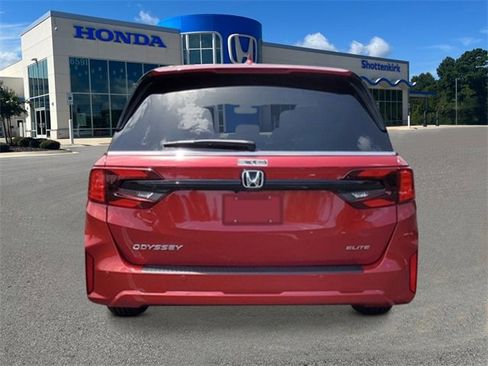New 2026 Honda Odyssey Elite image 3
