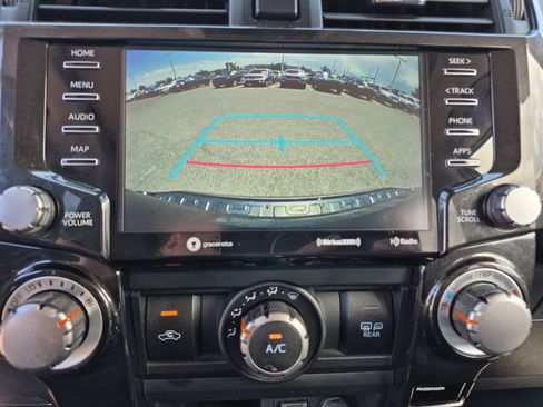 Used 2022 Toyota 4Runner TRD Off-Road Premium w/ Moonroof Package AWD/4WD image 31