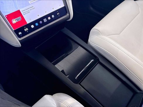 Used 2018 Tesla Model X 75D AWD/4WD image 20