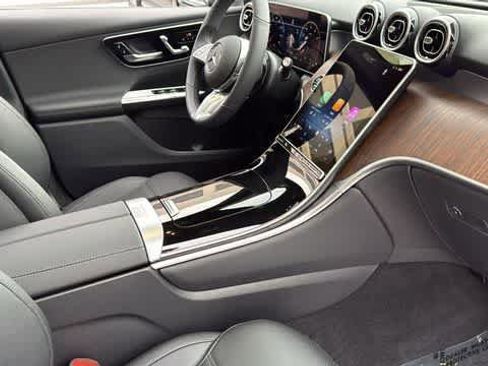 Used 2026 Mercedes-Benz GLC 300 4MATIC image 34