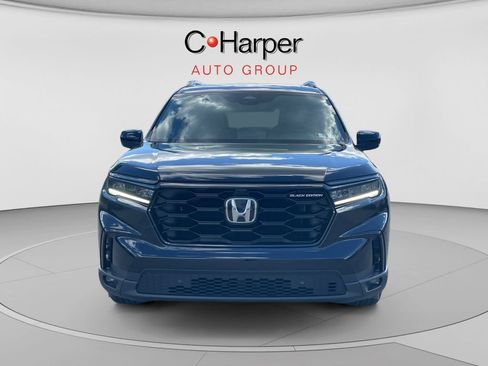 Used 2025 Honda Pilot Black Edition image 8