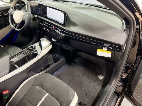 New 2025 Kia EV6 GT-Line image 30