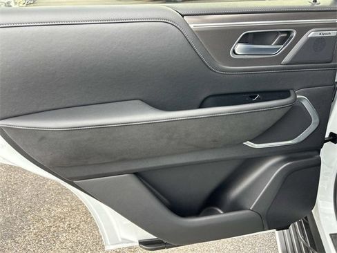 Used 2025 INFINITI QX80 Luxe image 24