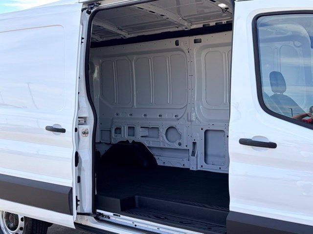 Certified 2025 Ford Transit 250 148 Medium Roof RWD image 9