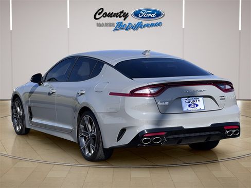 Used 2021 Kia Stinger GT image 24