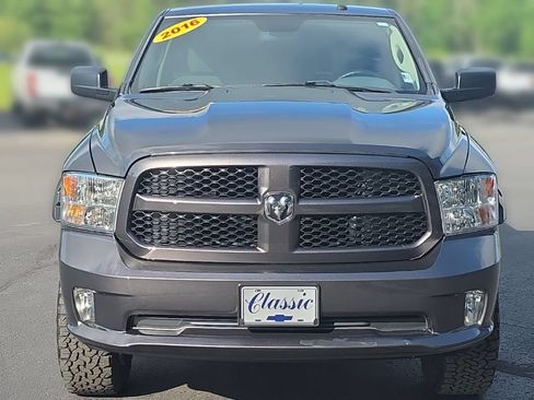 Used 2016 RAM 1500 Express AWD/4WD image 11