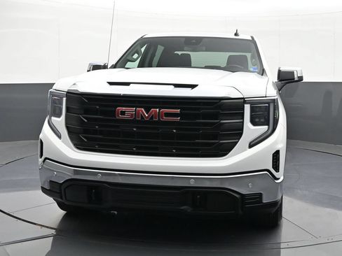 Used 2024 GMC Sierra 1500 Pro w/ Pro Value Package AWD/4WD image 8
