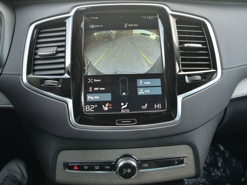 Used 2021 Volvo XC90 T6 Inscription w/ Protection Package Premier image 31