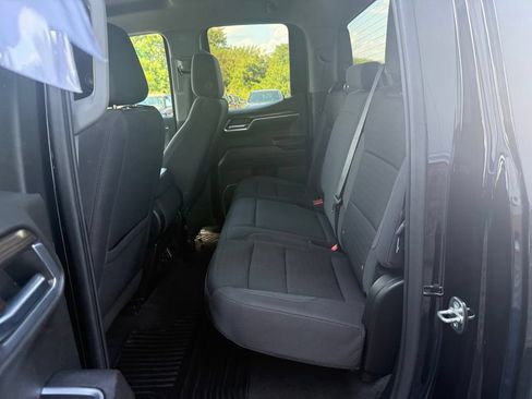 Used 2023 Chevrolet Silverado 1500 LT AWD/4WD image 14