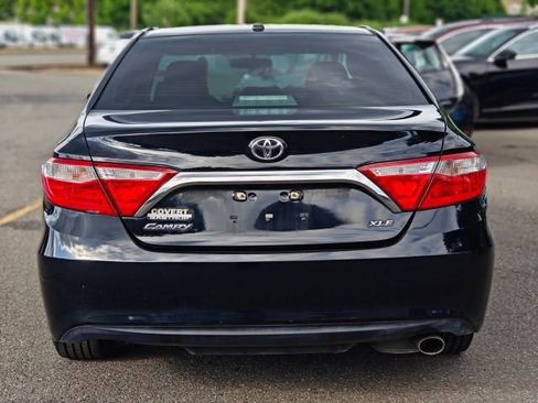 Used 2017 Toyota Camry XLE FWD image 7