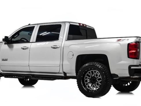 Used 2017 Chevrolet Silverado 1500 LT w/ Texas Edition image 4