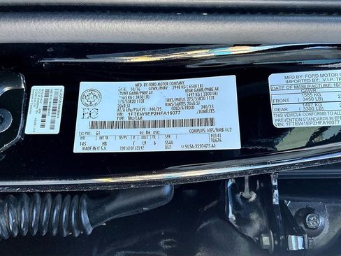 Used 2017 Ford F150 Lariat image 28