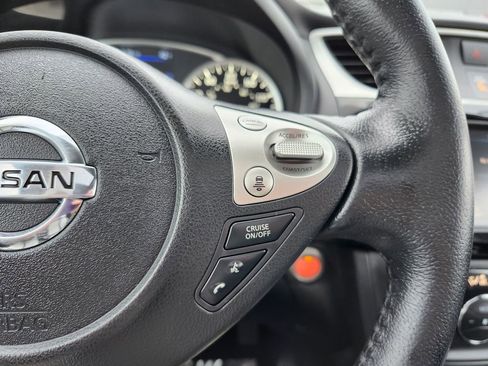 Used 2019 Nissan Sentra SV w/ Special Edition Package image 11