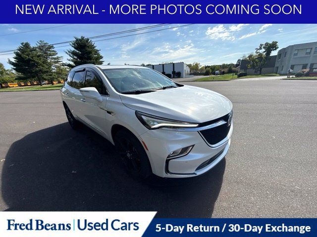 Used 2024 Buick Enclave Essence w/ Experience Buick Package AWD/4WD image 11