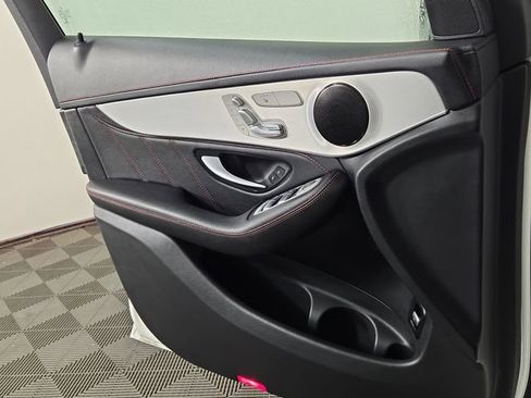 Used 2022 Mercedes-Benz GLC 43 AMG 4MATIC image 29