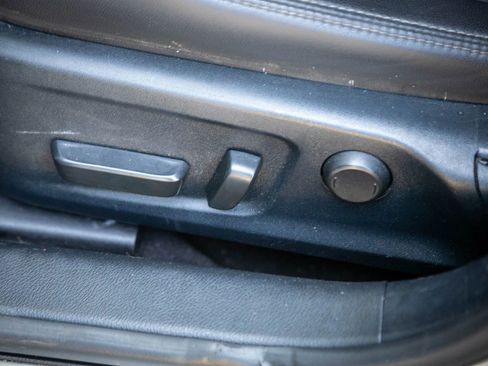 Used 2020 Lexus IS 300 w/ Premium Package image 28