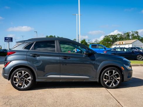 Used 2022 Hyundai Kona Limited w/ Cargo Package FWD image 19
