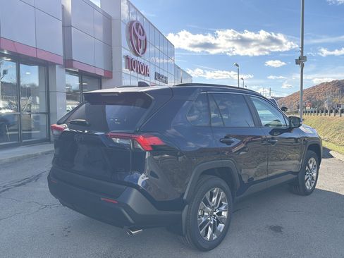 New 2025 Toyota RAV4 XLE Premium w/ Weather Package AWD/4WD image 4