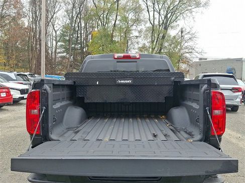 Used 2022 Chevrolet Colorado LT w/ Safety Package image 27