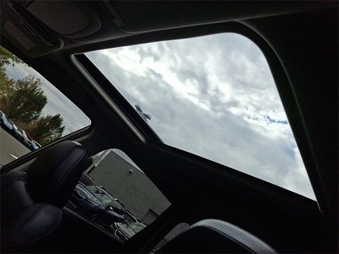 Certified 2024 Subaru Forester Touring w/ Pop Package 2 image 15