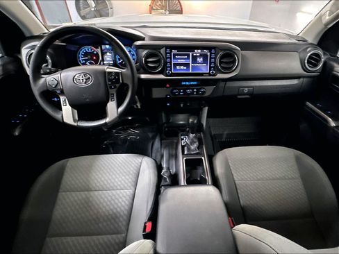 Used 2021 Toyota Tacoma SR5 RWD image 16