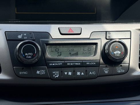Used 2016 Honda Odyssey EX-L image 42