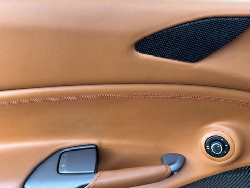 Used 2017 Ferrari 488 Spider Base image 12