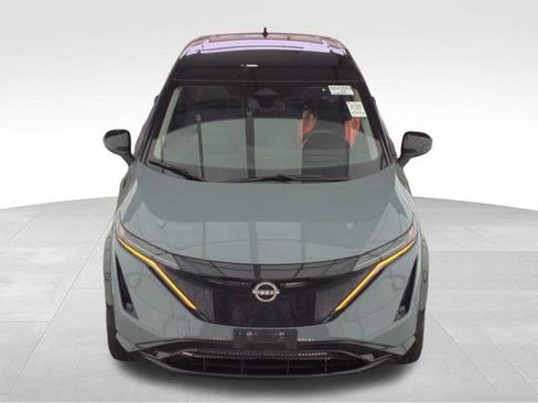 Used 2023 Nissan Ariya AWD image 2