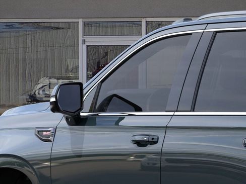 New 2026 GMC Yukon AT4 Ultimate w/ LPO, Floor Liner Package image 51