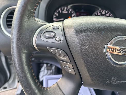 Certified 2020 Nissan Pathfinder SL image 33