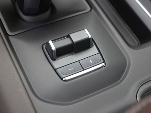 Used 2026 GMC Sierra 1500 Denali AWD/4WD image 24