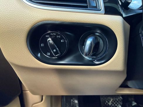 Used 2018 Porsche Macan S image 39