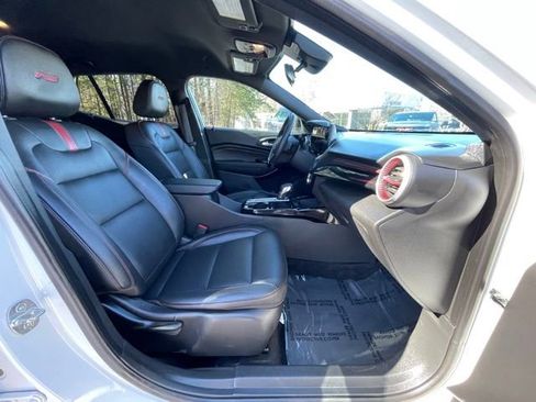 Used 2024 Chevrolet Trax RS w/ Driver Confidence Package image 21