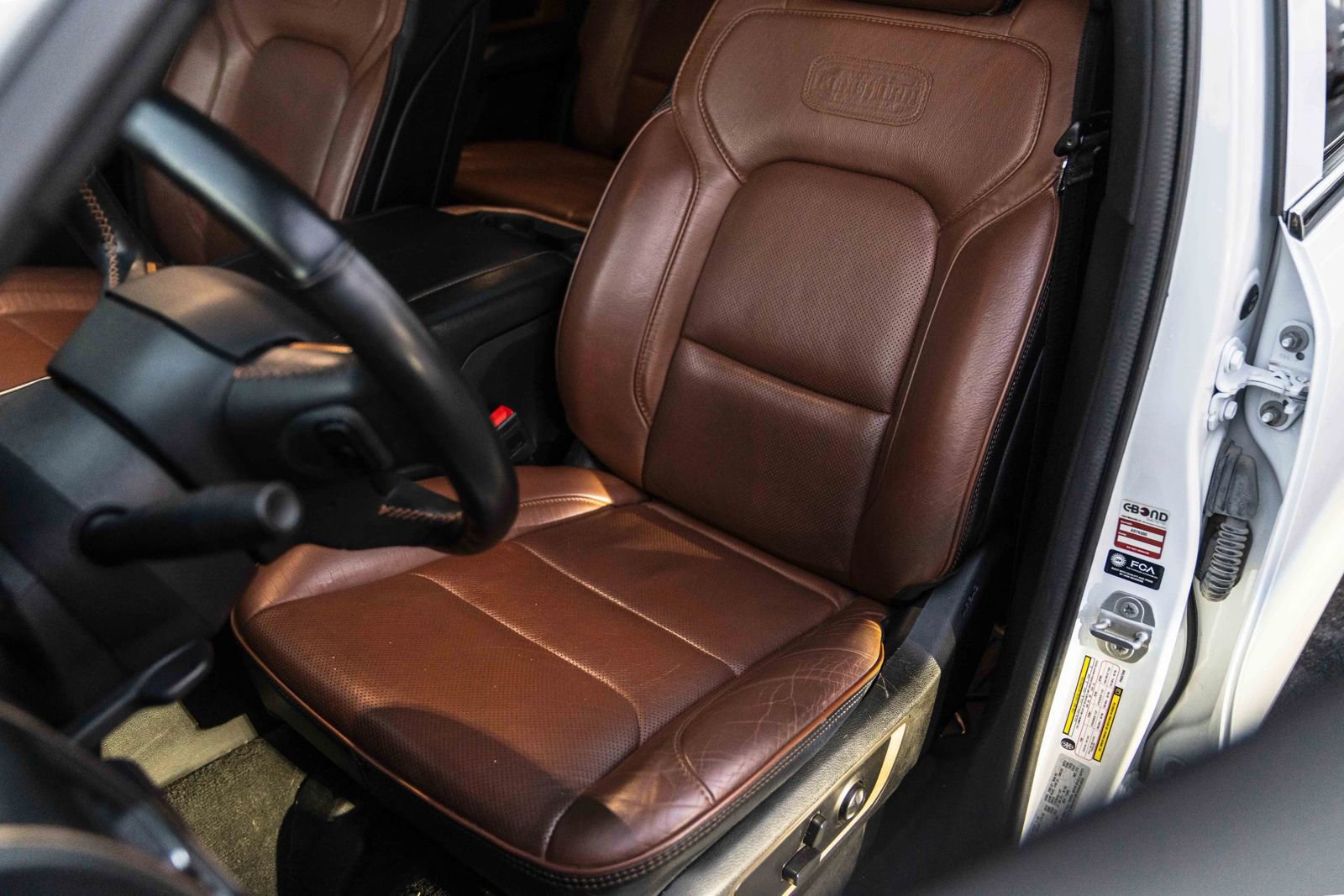 Used 2023 RAM 1500 Limited w/ Body Color Bumper Group AWD/4WD image 25
