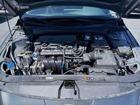 New 2026 Hyundai Elantra SE FWD image 27