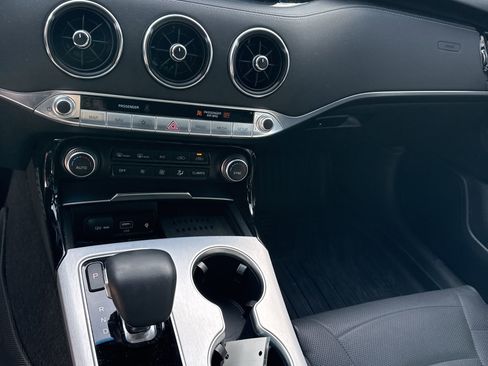 Used 2023 Kia Stinger GT2 image 13